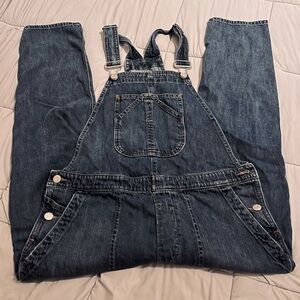 Women’s Small GAP denim slim fit overalls.